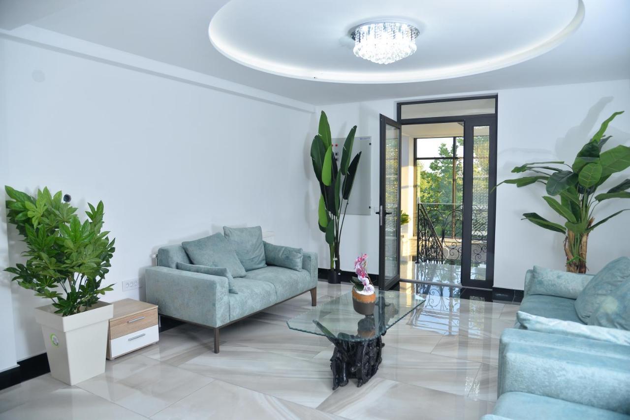Mesecev Konak Bed & Breakfast Nis Luaran gambar